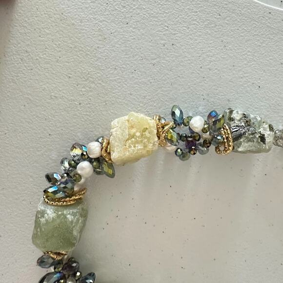 Prehnite Chunky 9" Necklace Crystal Statement Stone Jewelry Bead Green Gold Blue - Picture 9 of 10